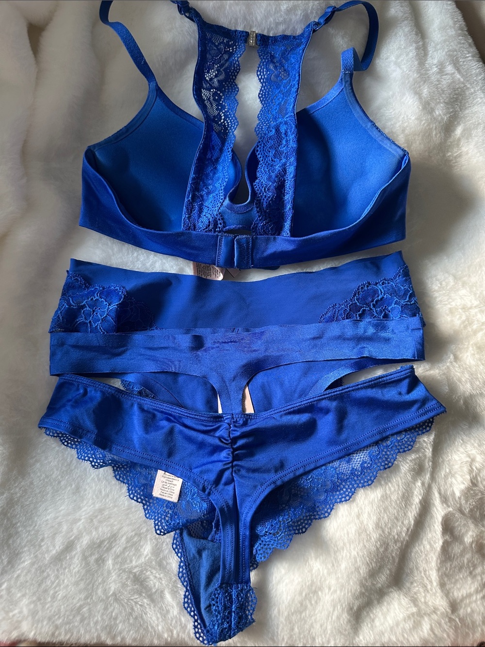 Matching blue set - Picture 2 of 3